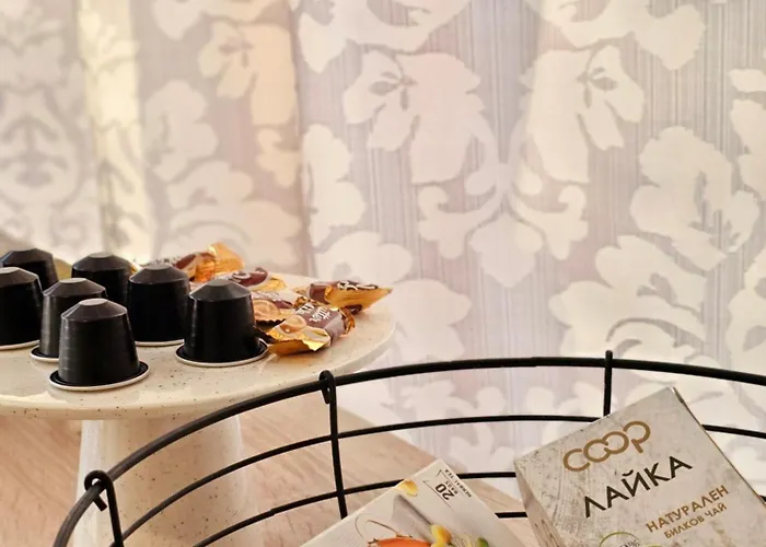 Two Big Bed & Free Underground Parking アパート